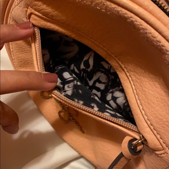 Peach color purse so cute by jessica simpson - Picture 6 of 6